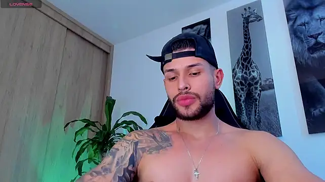 Santos_ramirez1 – Naživo XXX chat