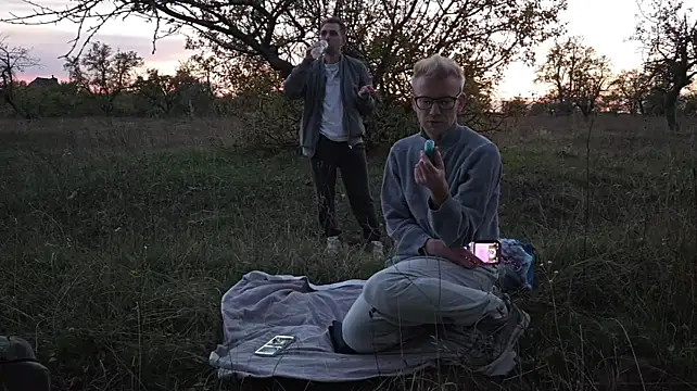 Vuitton Live XXX-chat