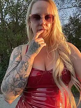 June695_ Webcam-Show