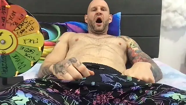 brianomally élő XXX-chatje