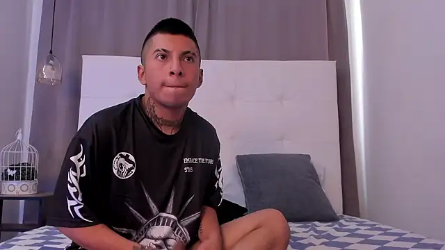 Živý XXX chat Thiago_Vega__