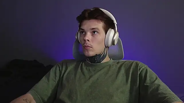 Онлайн чат XXX DENIS_HERE