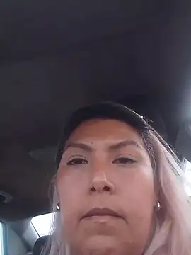XXX chat uživo modela Aurora3xxx