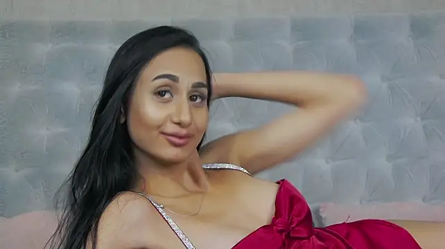 LexxyBloom Adlı Modelin Canlı XXX Sohbeti