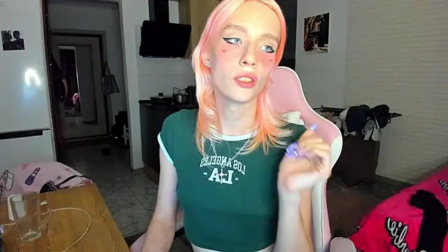 دردشة _Alice_Kitty الجنسية المباشرة