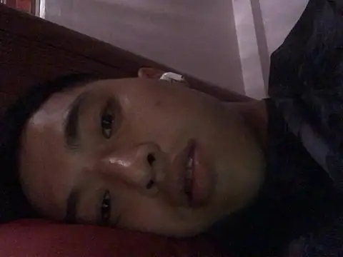 Thichchoitran86's Webcam Show