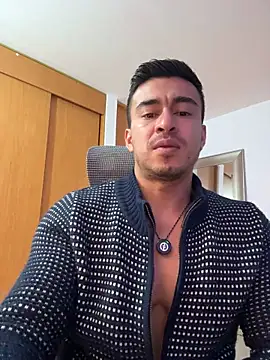 XXX chat uživo modela Chris_Clarck