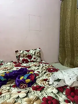 Онлайн чат XXX kiaraqueen7