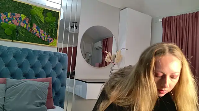 SiennaPierce - Drive my pussy crazy about your dick