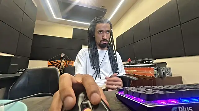 Онлайн чат XXX FavelaDaddyCum