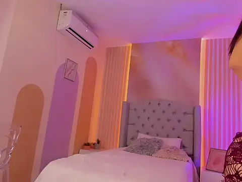 RebecaJoness1 - Gently rub my Pussy