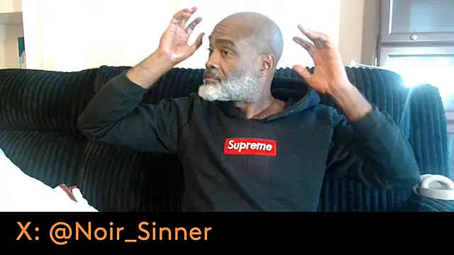 צ'אט XXX בשידור חי של sinnernoir