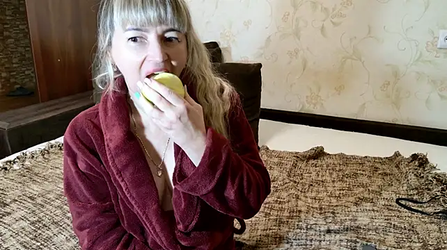 MARMELADINKA- - pussy fucking and squirting