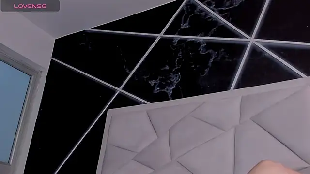 Chat +18 de AerumChae ao vivo
