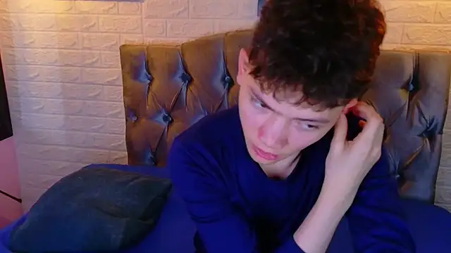 cruz_dante XXX чат на живо