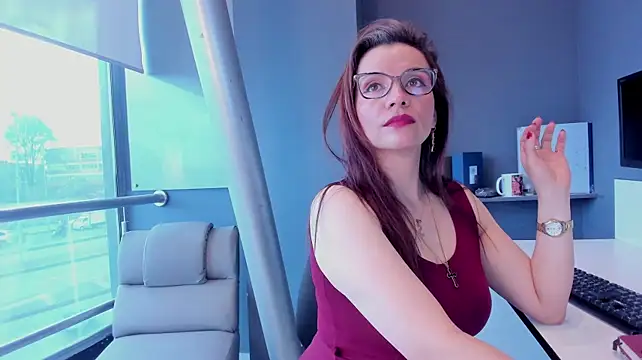 Milenahot__69 - plug ass x 5 minutes + oil🔥