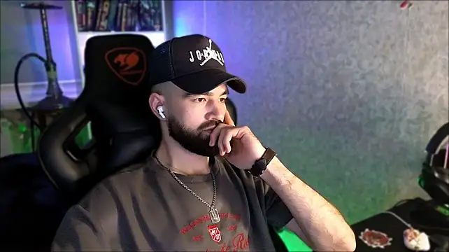 Chat +18 de _Serious_Man ao vivo