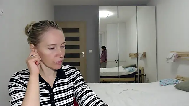 Javelinka Chat XXX live