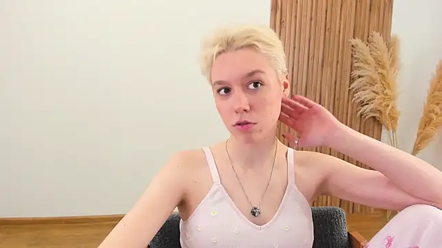 AgataGate Adlı Modelin Canlı XXX Sohbeti