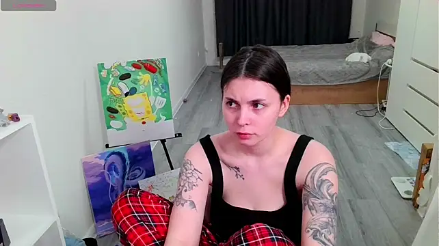peachyness XXX чат на живо