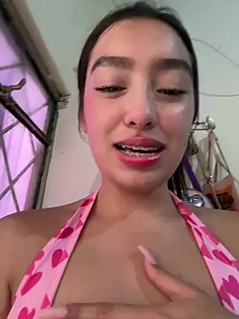Miakittyyy - X 4 FINGERS IN MY PUSSY
