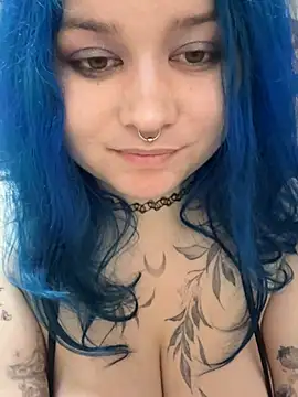 BigBoobsShow_ - flash my pussy a bit 😘