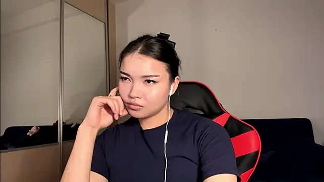 SuperiorCoil - Surprised face (big tip? hehe)
