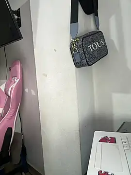 angelinadreamss 现场XXX聊天