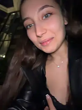 ICrazyOneIRL লাইভ XXX চ্যাট