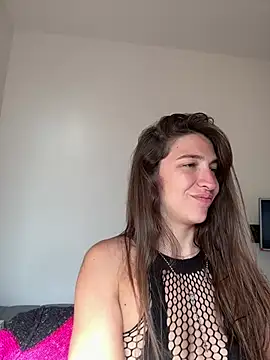 Chat XXX en directo de Yara-Lolii