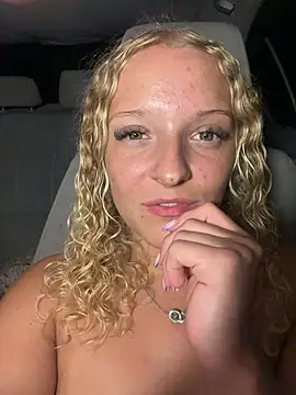Sophie_cute06 - Brüste massieren