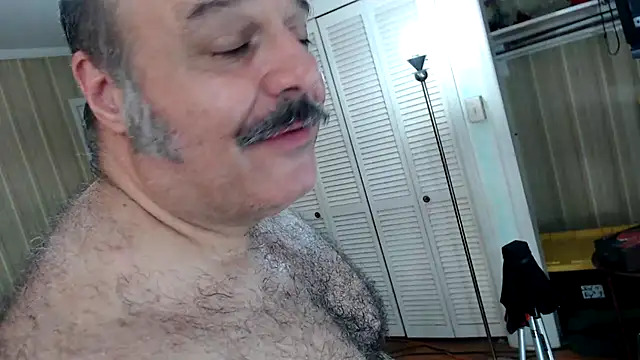 bullmusclejoe's Live XXX Chat
