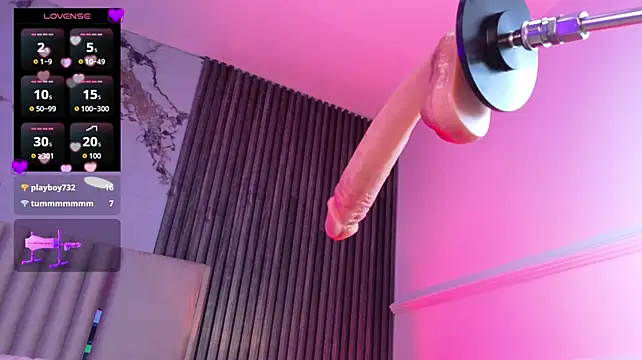 แชท XXX สดของ Saraahfontaine