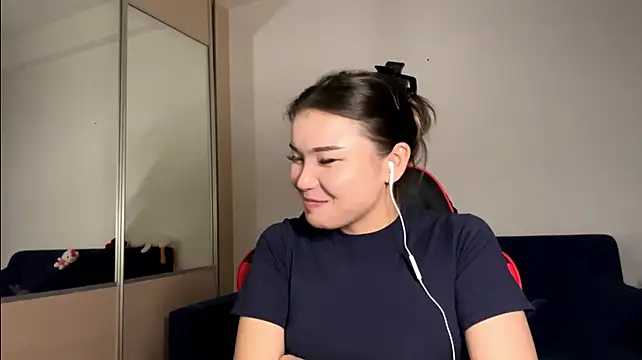 SuperiorCoil - Surprised face (big tip? hehe)