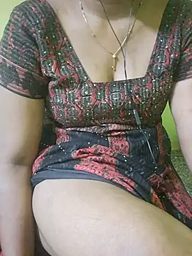 Tamil_hot_leena: онлайн-секс-чат