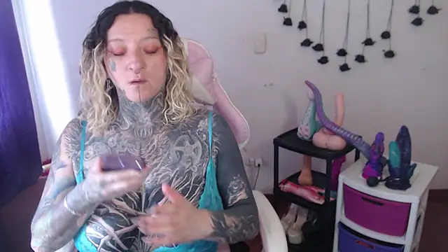 SLOPPYTITSS - pumped, squirt, big toys pussy
