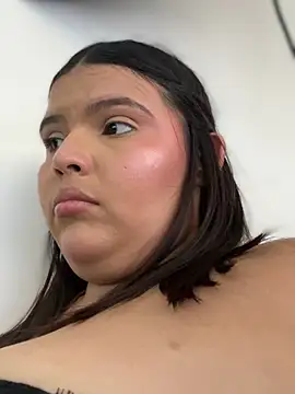 Lia_sexx - SHOW PUSSY + FINGER