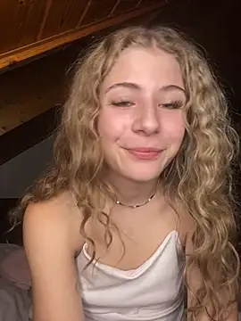 MilaRoseee - Show boobs 🛵 2 Minutes