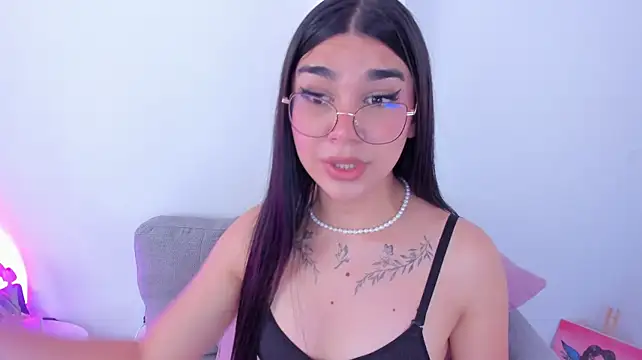 Chat +18 de RoseCassie ao vivo