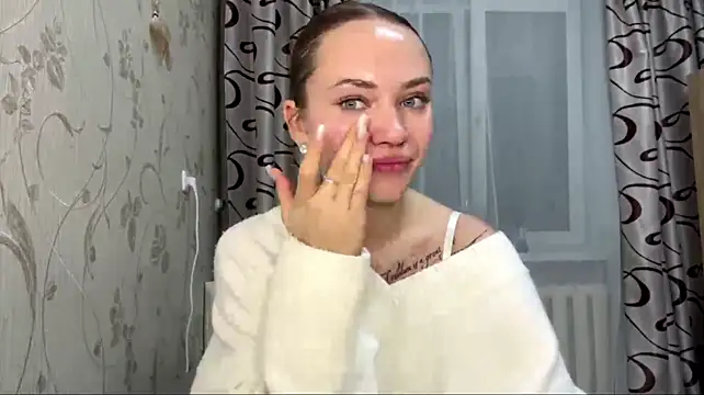 XXX chat uživo modela KayceMatthai