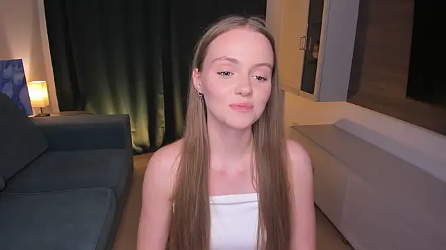 Онлайн чат XXX KacyColn