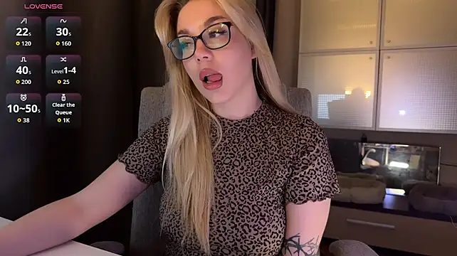 ariashaa Chat XXX in diretta