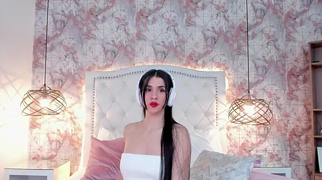 ScarletMore - spanks ass x 10