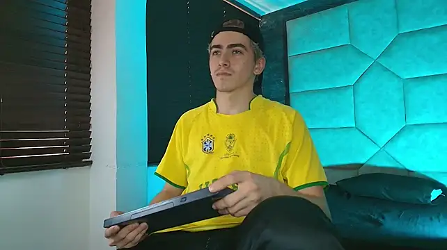 Chat XXX ao vivo de Tyler_Mcrey