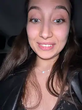ICrazyOneIRL XXX чат на живо