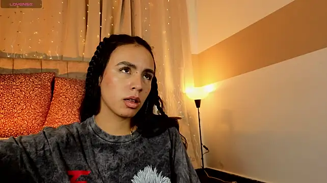 Zara_dulce - Spit on my nipples & rub💧✨