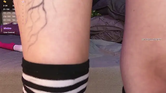 thewillownest_ live XXX chat