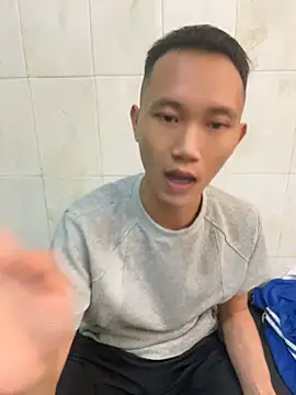 Czat XXX na żywo – lun_kai