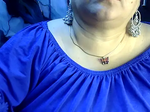 Soniya_Sha Chat XXX in diretta