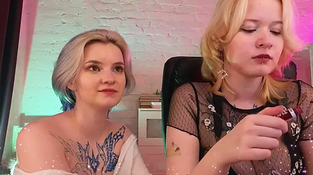 Bluedewn Live XXX chat